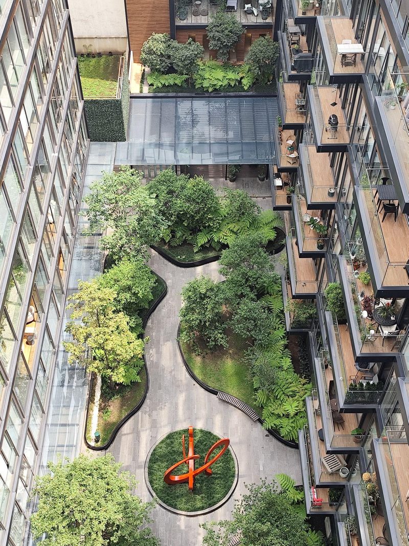 Mano Verde en Instagram